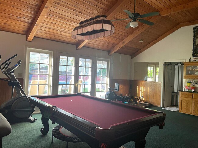 Building Photo - 11310 Pinehaven Ave