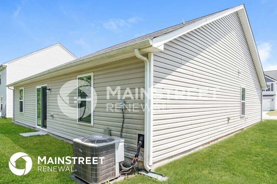 Building Photo - 230 Kendall Dr