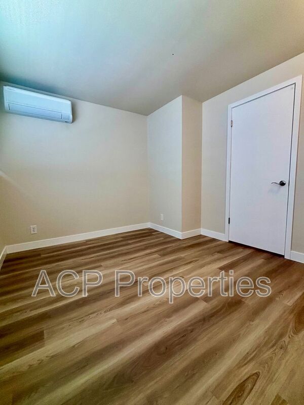 Building Photo - 1701 Cowgill Ave