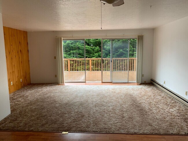 Building Photo - 1432