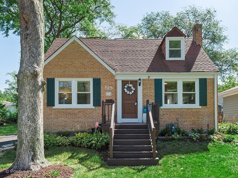 Primary Photo - 519 S Williston St