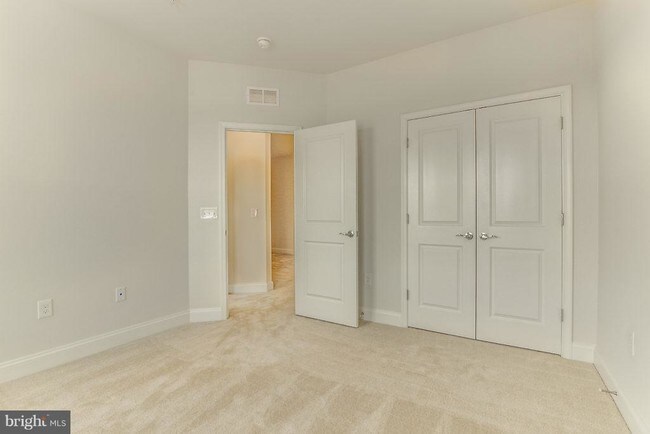 Building Photo - 22589 Amendola Terrace