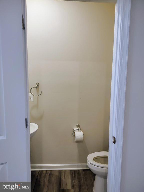 Building Photo - 26 Stembogan Ct