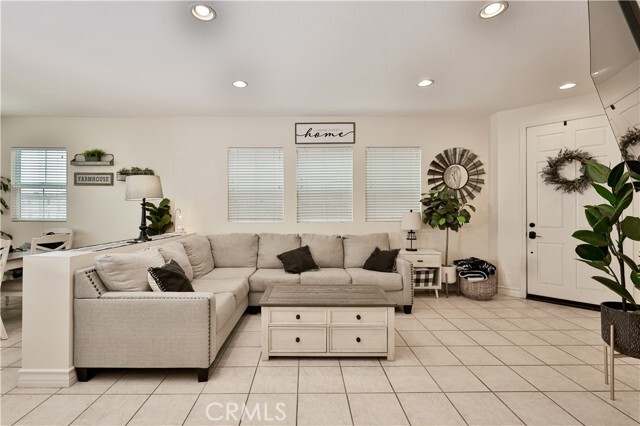 Building Photo - 29338 Dakota Dr