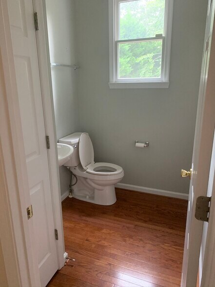 Building Photo - 1809 Stark Drive