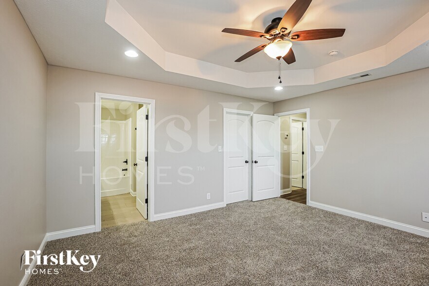 Building Photo - 116 Woodtrace Ct