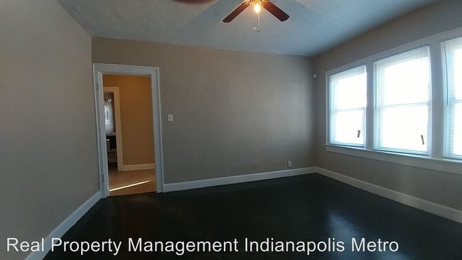 Building Photo - 2 br, 1 bath House - 668 N Temple Ave.