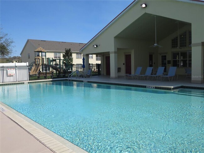 Building Photo - 2806 Club Cortile Cir