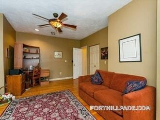 Building Photo - 120 Highland St