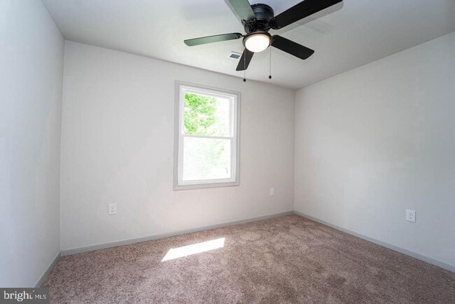 Building Photo - 5704 Broadwater Pkwy