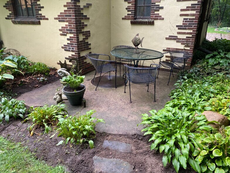 Building Photo - 1115 Eton Cross Rd