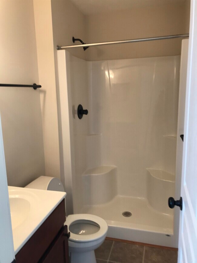 Building Photo - 1211 Poet's Ct