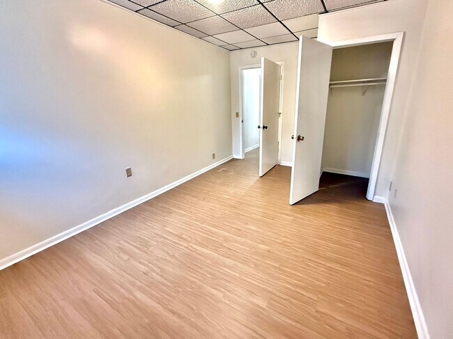 Primary Photo - 700 S 4th St