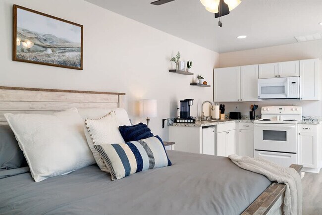 Building Photo - 3273 2530 S