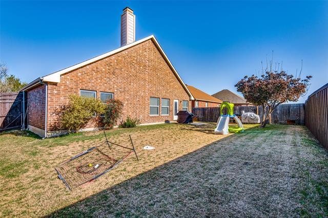 Building Photo - 1900 Juniper Dr