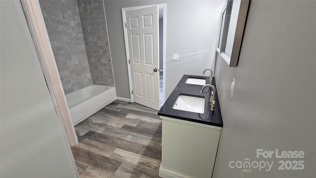 Building Photo - 355 Round Knob Church Rd