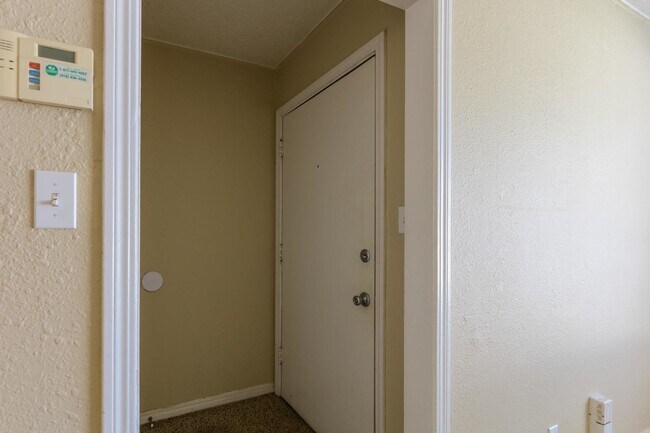 Building Photo - 4172 NW 23rd St