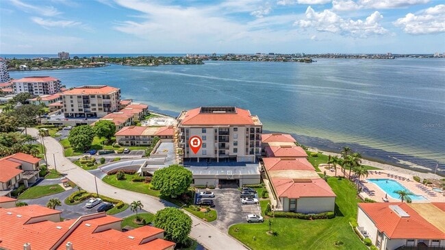 Building Photo - 6145 Sun Blvd