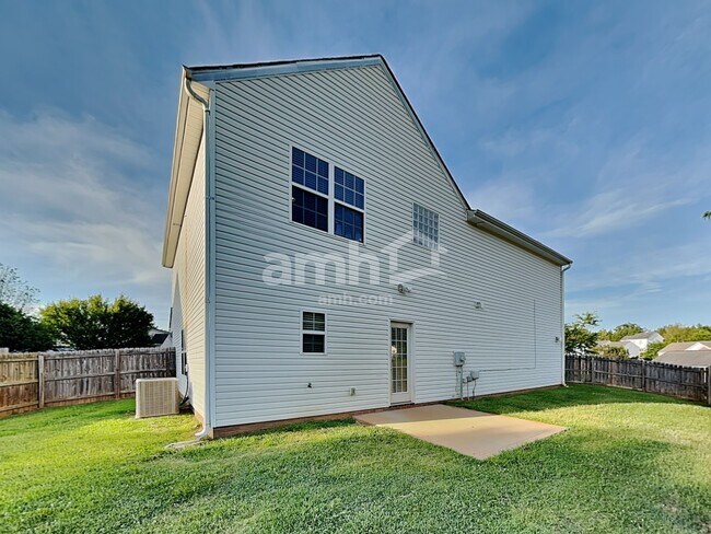 Building Photo - 5935 Eastridge Ct