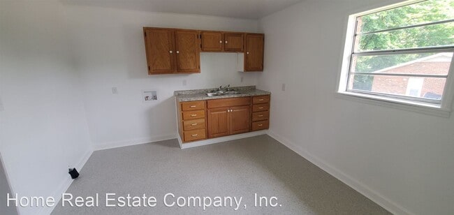 Building Photo - 3 br, 1 bath House - 4401 Carver School Road