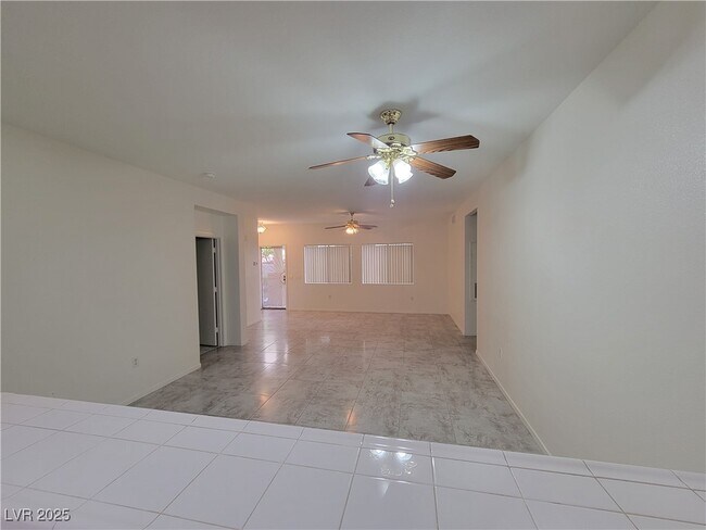 Building Photo - 2053 Jade Creek St