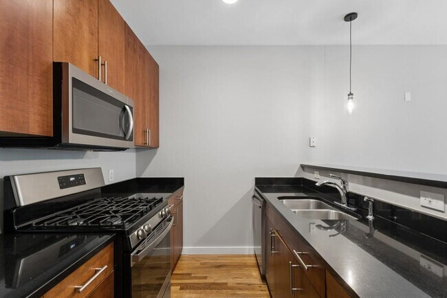 Building Photo - 238 Walker St SW