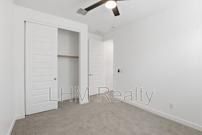 Building Photo - 12364 E Ballentine Rd