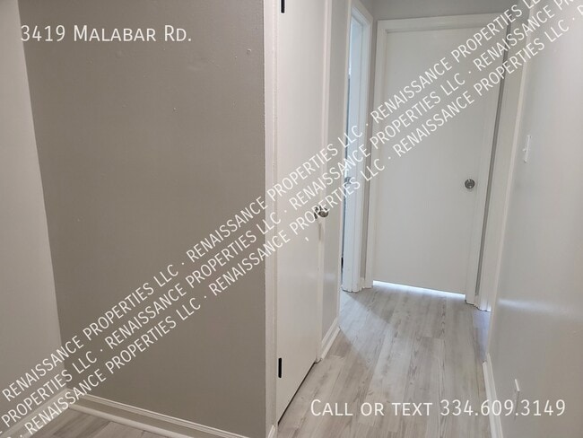 Building Photo - 3419 Malabar Rd