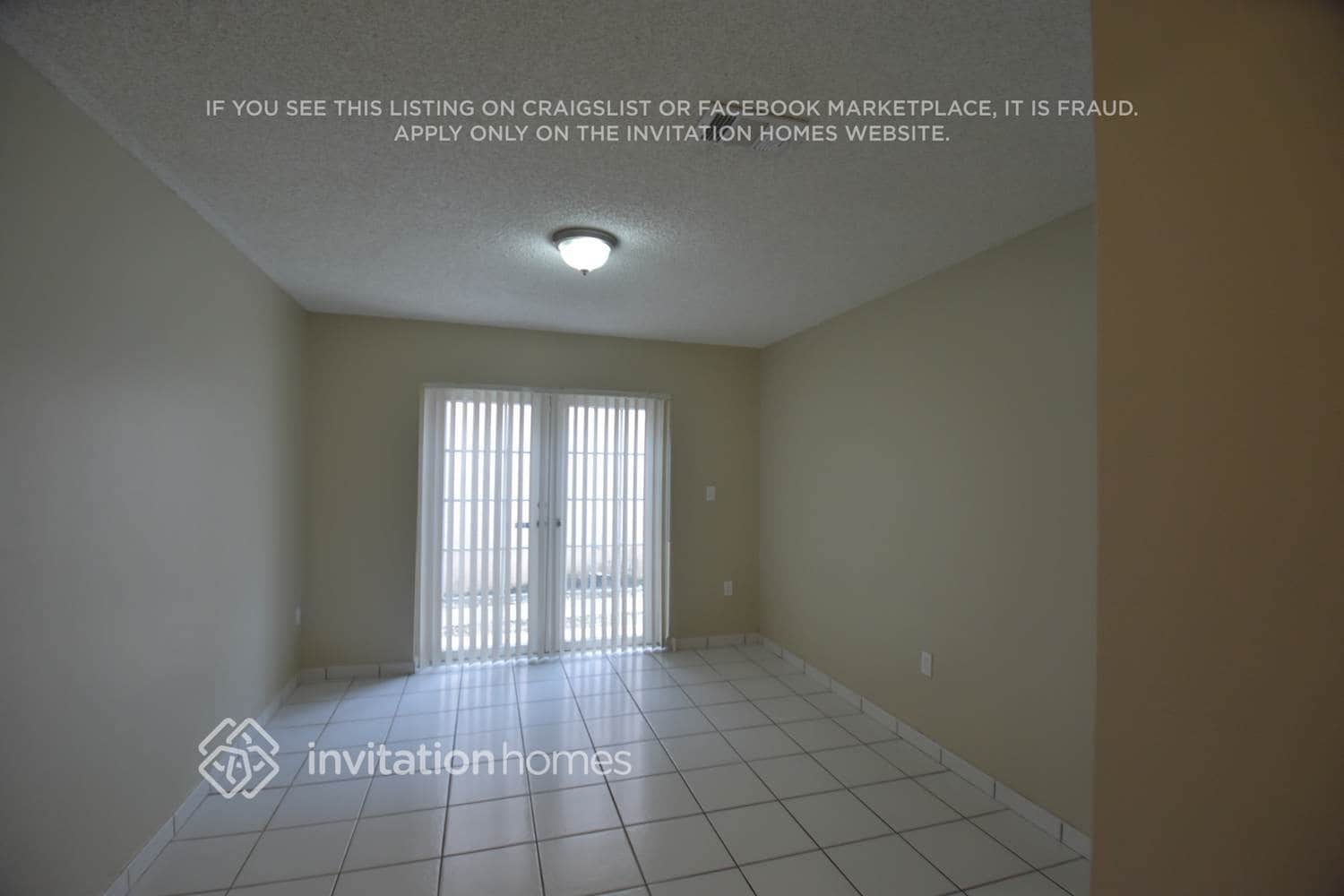 Building Photo - 621 SW 176th Ave