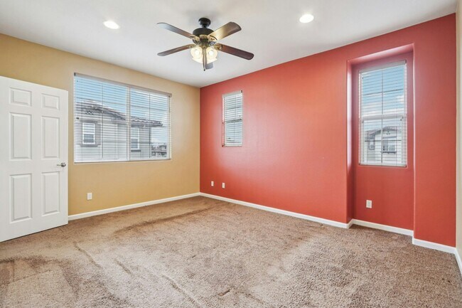 Building Photo - 5807 Via Lugano