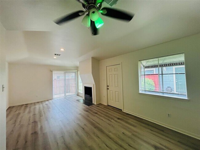 Building Photo - 8038 Sands Point Dr