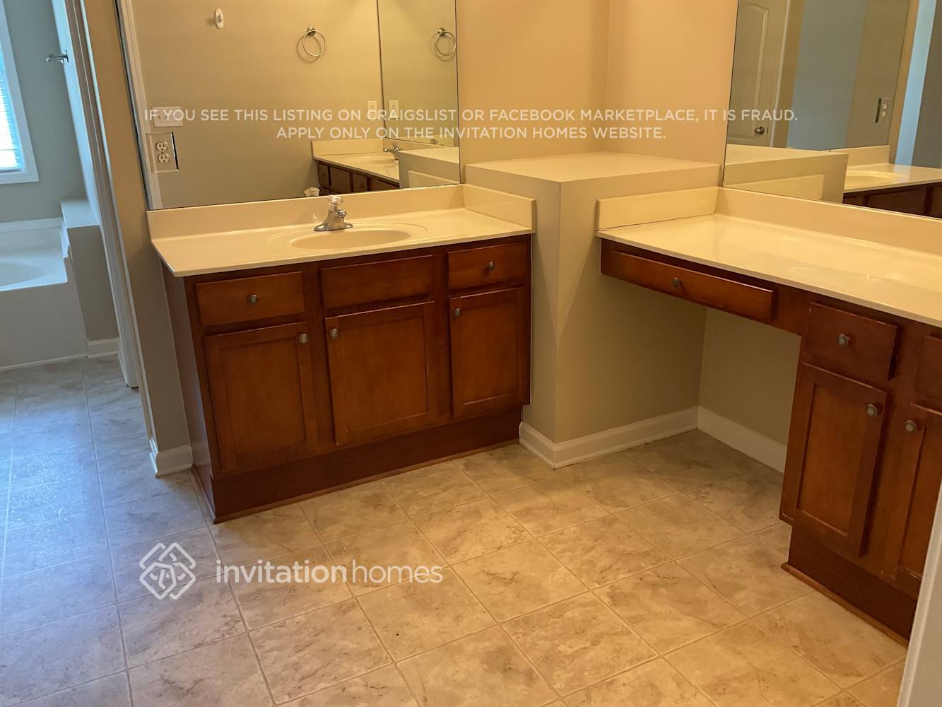 Building Photo - 1917 Peach Shoals Cir