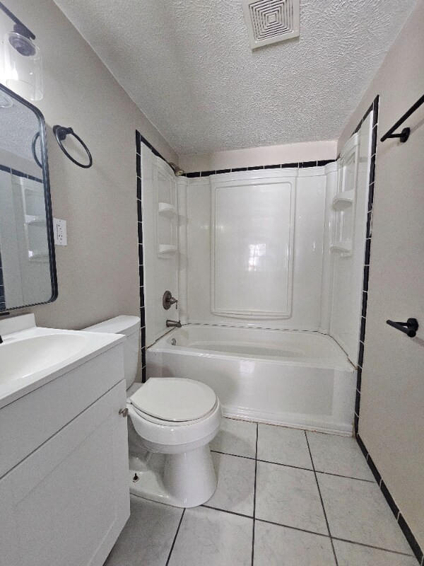 Building Photo - 105 Wykes St