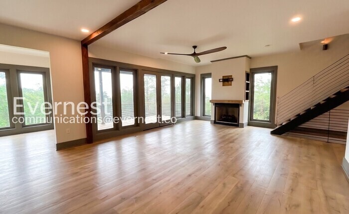Building Photo - 840 Piney Rdg Trl