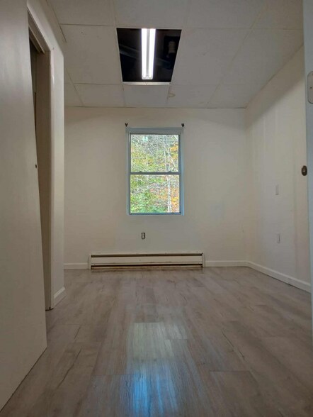 Building Photo - 15701 Lower Georges Creek Rd SW