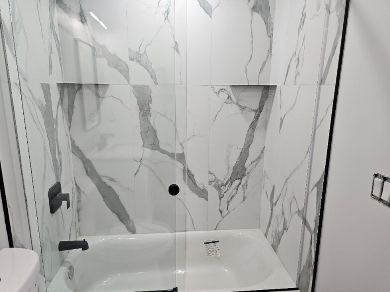 Building Photo - 90 Shrewsbury Ave