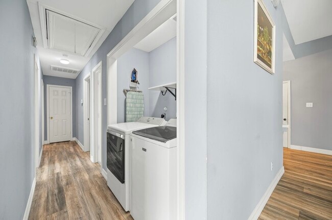 Building Photo - 12714 Ravens Chase Ln