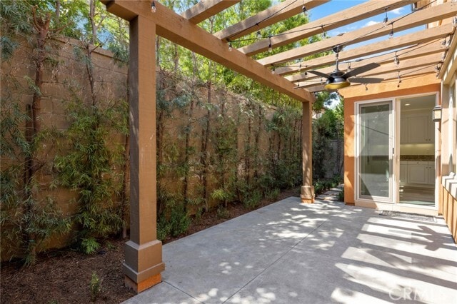 Building Photo - 48 Brindisi