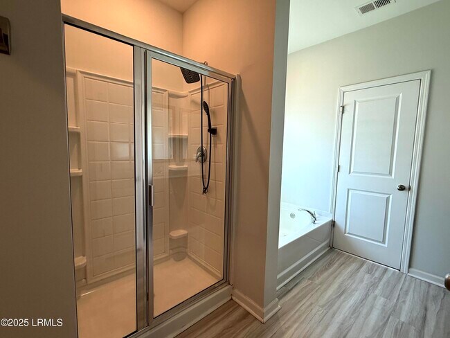 Building Photo - 1069 S Innovation Dr