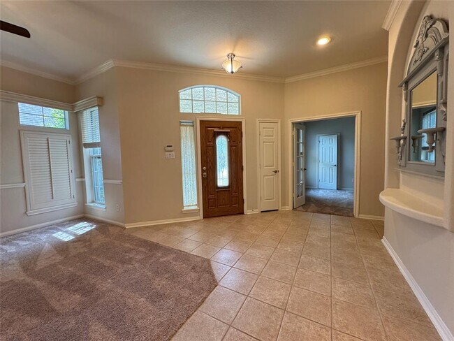 Building Photo - 5822 Pinellas Park Ct