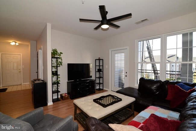 Building Photo - 46620 Drysdale Terrace