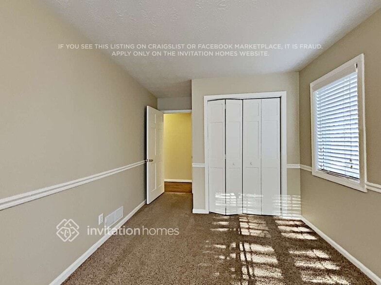 Building Photo - 4584 Forest Green Dr