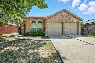 Building Photo - Wonderful 3 bedroom 2 bathroom home in Pal...