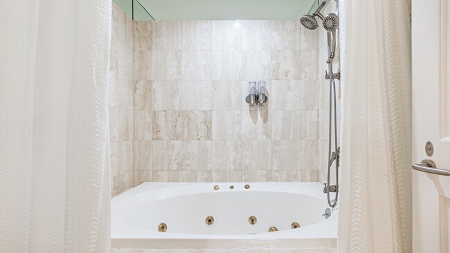 Primary Bathroom - 10724 Wilshire Blvd