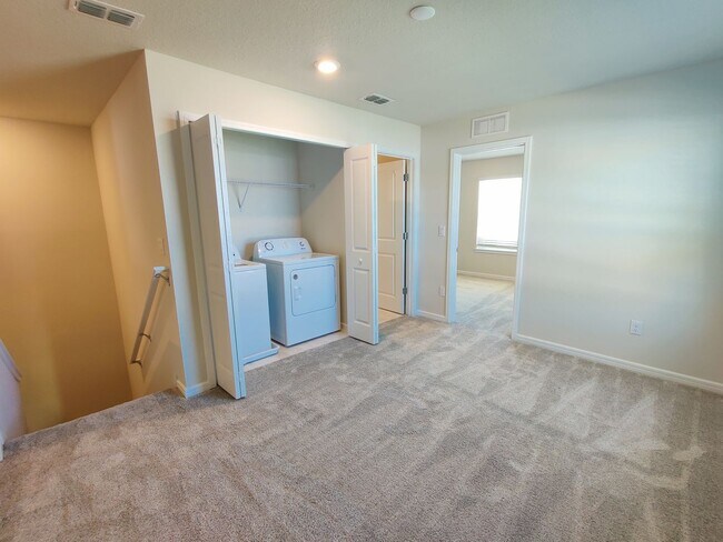 Building Photo - 5434 Elmview Xing