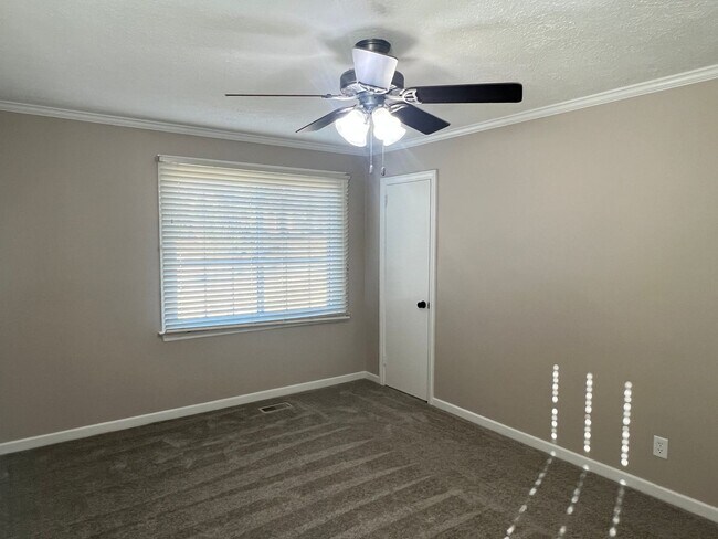 Building Photo - Seeing is Believing!!!