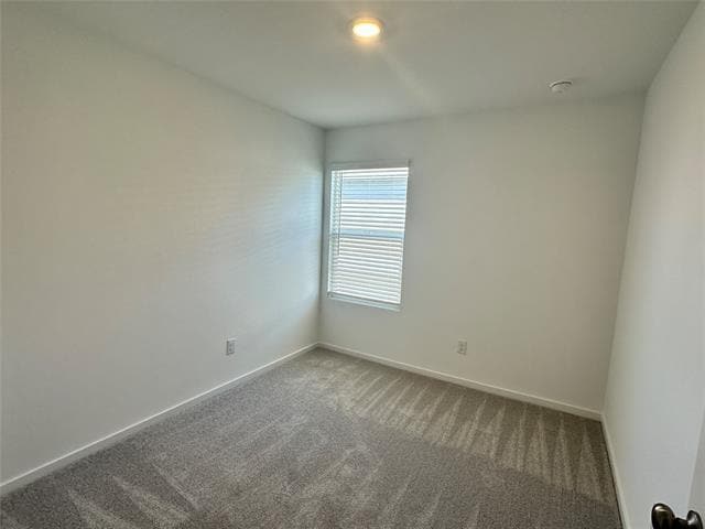 Building Photo - 905 Blue Heron Dr