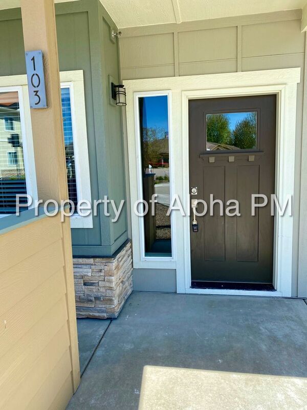 Building Photo - 3526 E Grand Forest Dr