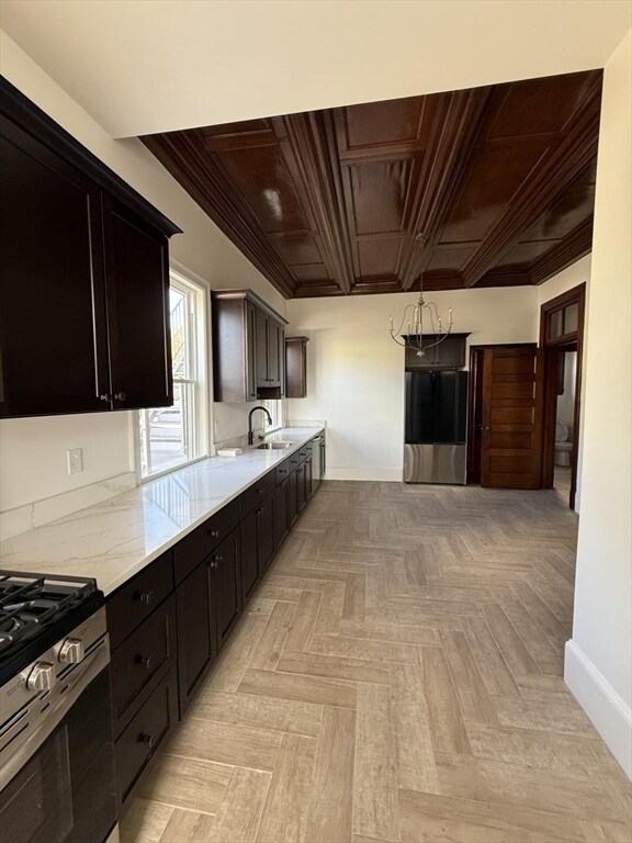 Building Photo - 72 Belmont St