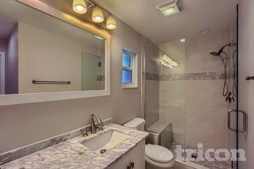 Building Photo - 2705 Knollwood Trail